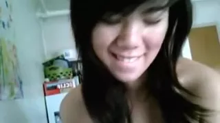 Hot asiatic young expressing herself via cam