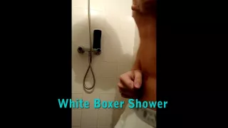 Weiße Boxer sexy Dusche