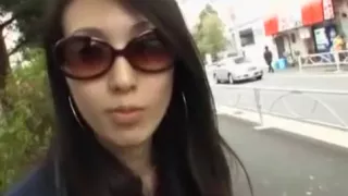 Asiatische Frauen sind wirklich für alles zu haben