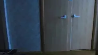 Ich filme meine Liebe, während sie duscht