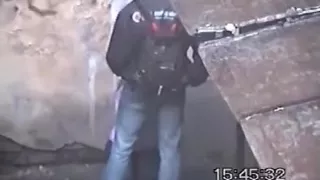 Students making oral love