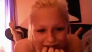 18yo stickam girl 'kelseylee723' teases naked on cam