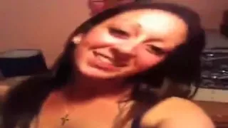 Dude tapes his gf masturbating with 2 vibrators on her bed