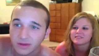 fat brunette usa girl blows her boyfriend  closeup on cam in her bedroom