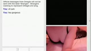 Girl plays with her shaved pussy for a stranger on omegle