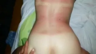 Her pussy and anal hole take turns getting fucked