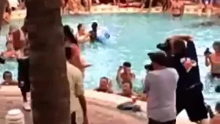 Internext florida 2009. iporn bikini contest.