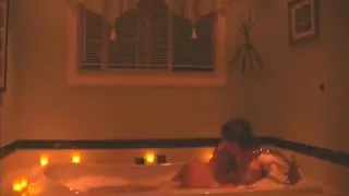 Romantic sextape in the bathtub