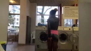 Blonde amateur vid shows me giving a guy a blowjob