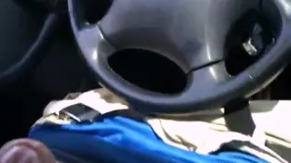 Ich verschlinge einen achtzehnjährigen, unbeschnittenen, volljährigen Teenager