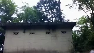 Japanischer Powerlineman in Uniform, Stiefeln, Handschuhen, Wichsvorlage