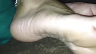 sexy feet taking socks off