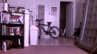 sexy dancing and a lil booty shaking to boing by chris brown