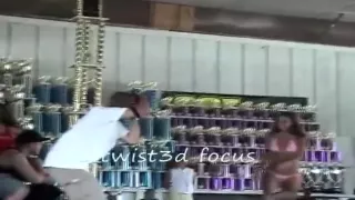 Super HOT booty shaking!!