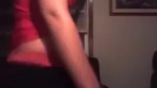 White girl twerks to booty wurk!