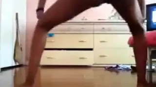 Incredible twerk phone dance episode