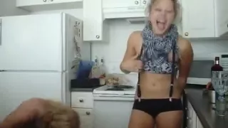 Insane twerk livecam solo episode