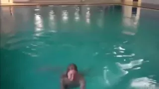 Pair bonks in a public place