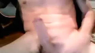 argentino se masturba para mi