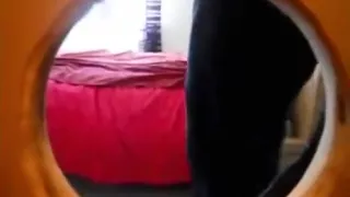 Von der Pracht-Apertur zur Couch mit einem heterosexuellen Latino-Boyfrend.