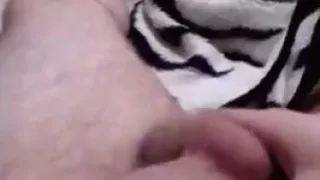 Straffe Vorhaut Wichsen und größter Schlong Phimose hungrig