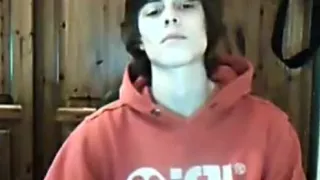 Twink jerking off showing booty on webcam