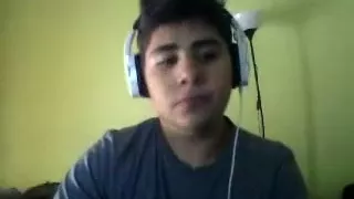 Niedlicher spanischer Hetero mit sehr großem Sperma auf der Webcam