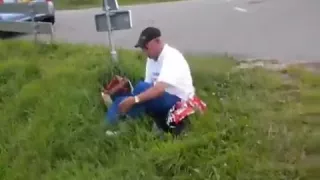 nlboots - Beginn einer Wanderung zum Fluss