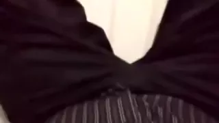 Kleid Hose Schwanz spielen