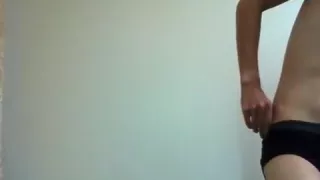 fitte taiwanische Studentin wichst und sperma mit Unterwäsche