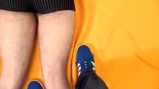 Ein süßer flämischer Typ zu Besuch in Brüssel