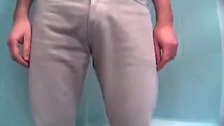 Pisse in meine Jeans und Cumshot