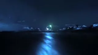 Ich in Ganzkörper-Lycra mit Jossip als Dämon in Leder