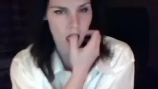 Dark haired livecam mamma teases me with her big milk sacks