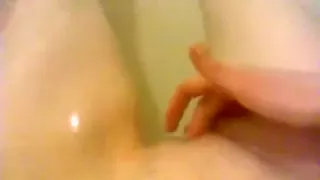 I love to jerk off her bald fish taco in the bath