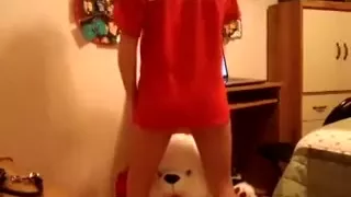 My pleasing looking girlfriend can't live without shaking her worthwhile booty