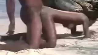 Pounding my sexy brown skin hottie on the beach no hassle