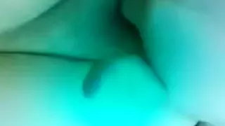 Cum-Gap rubbing with ultraviolet light on in the night