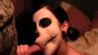 Scull faced slut gives me the hottest orall-service of my life