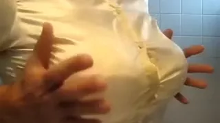 Watch out for the big natural juggs of a mature lady