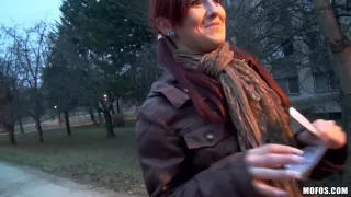 Belinda - Avid Exhibitionist Beaver