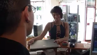 Nicky-Sweetheart87 - Nerd im PC laden vernascht