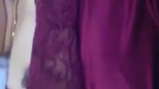 4 Fingers On a Fur Pie