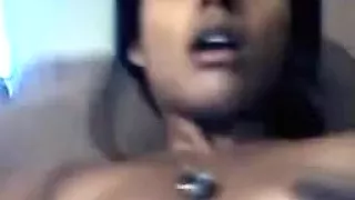 Mumbai angel Meenakshi’s moist bawdy cleft on web camera