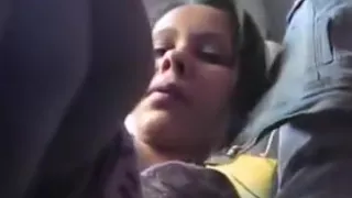 Encoxando a chica facil