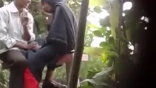 BanglaDeshi Fellows and Cuties Sex in Park