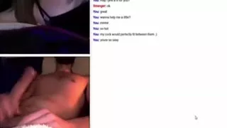 P736 - Omegle #2 - Hottie masturbates with me (cam freeze)