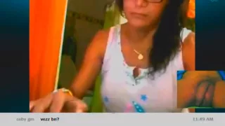 lady en su casa mirona