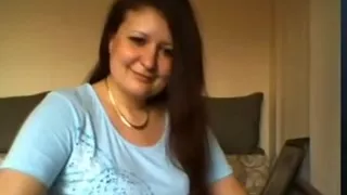 My hot homemade webcams shows me posing topless