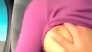 Geile Mutti im Auto Gefickt